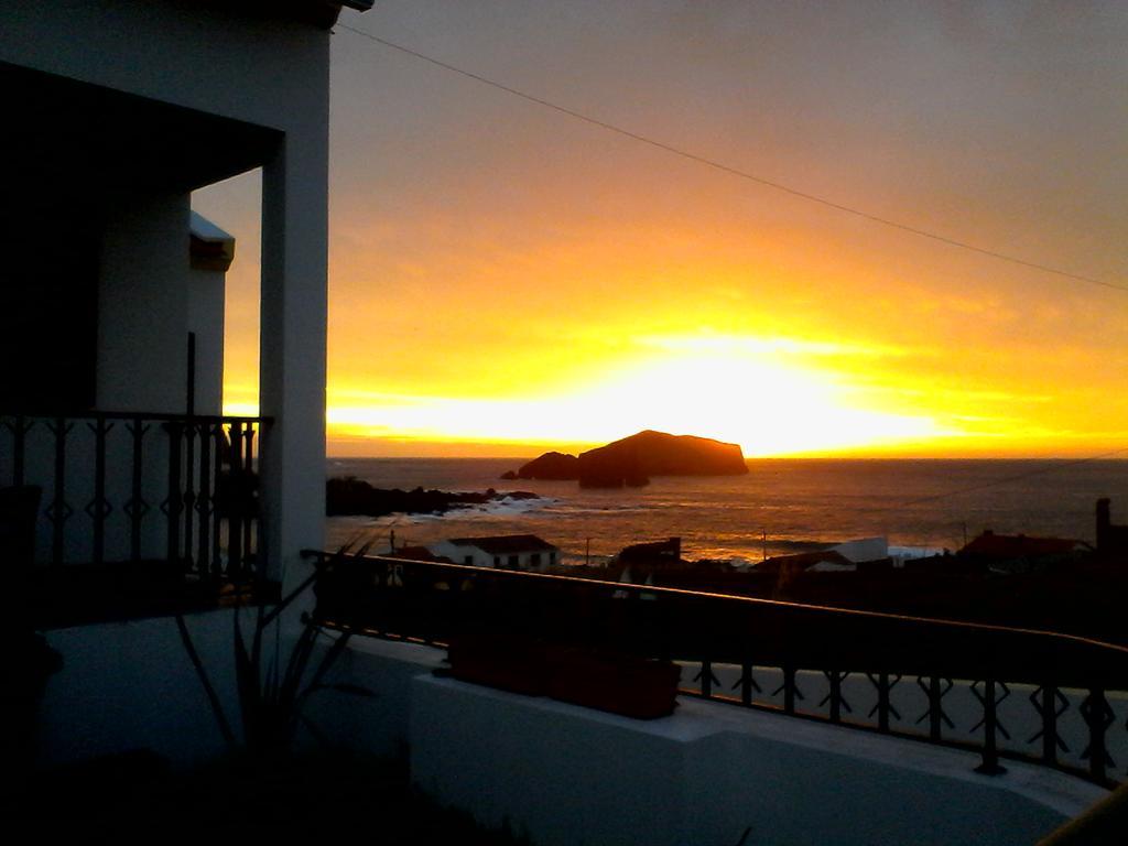 Villa Casa Por Do Sol Mosteiros  Esterno foto